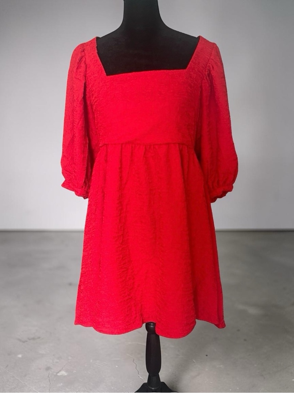 ON YOU Red Solid Square Neck Open Back Bow Balloon Sleeve Woven Zip Dress M